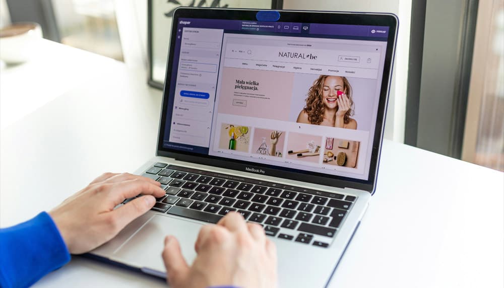 Laptop showing an online storefront connected to the warehouse system